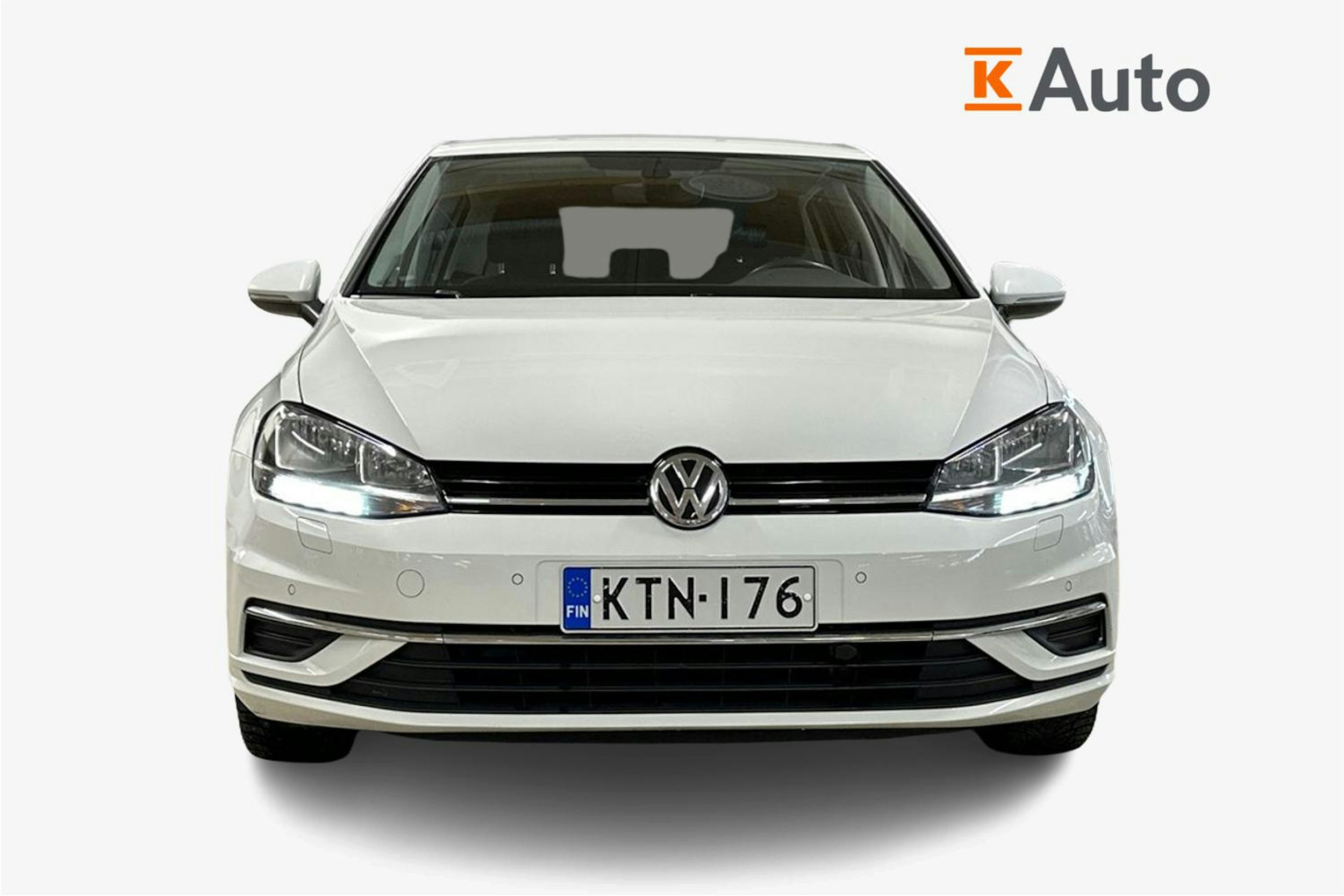 valkoinen Volkswagen Golf 2019 kuva 5.