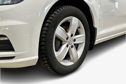 valkoinen Volkswagen Golf 2019 kuva 11.