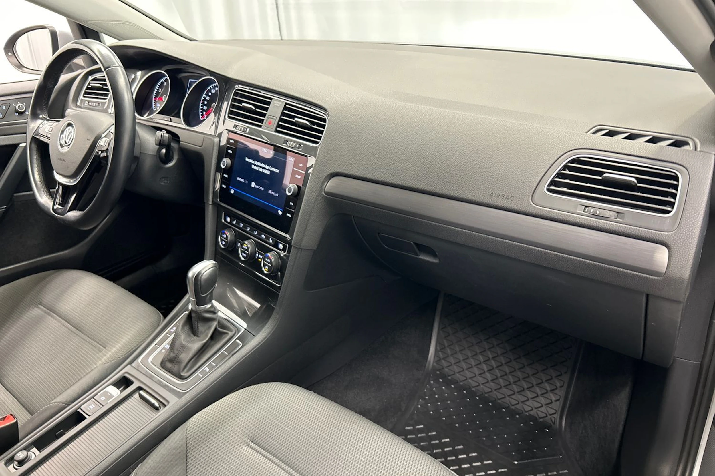hopea Volkswagen Golf 2019 kuva 12.