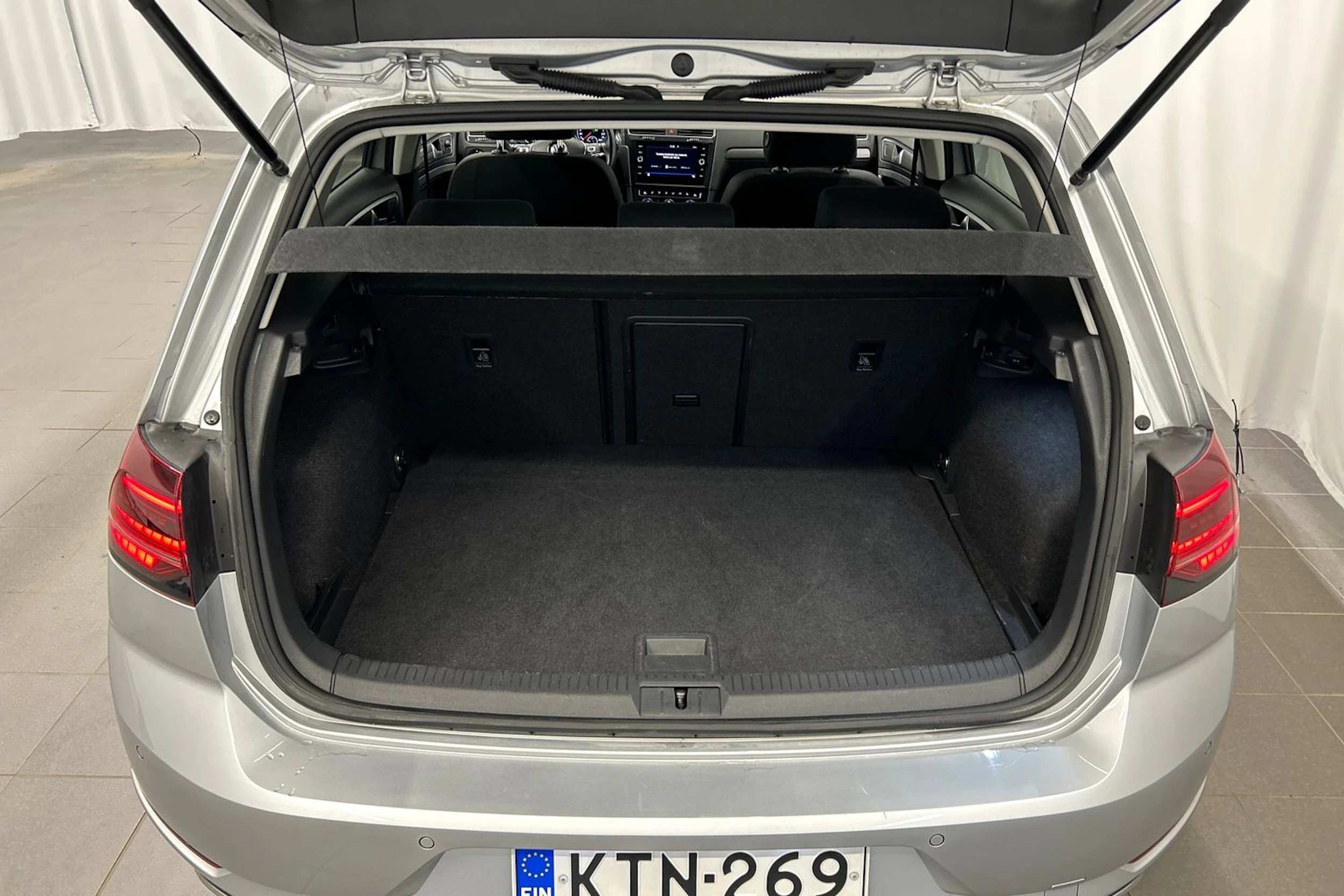 hopea Volkswagen Golf 2019 kuva 13.
