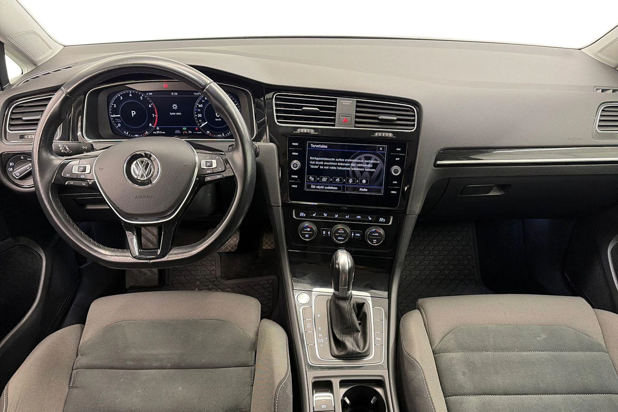 musta Volkswagen Golf 2019 kuva 7.
