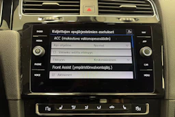 musta Volkswagen Golf 2019 kuva 20.