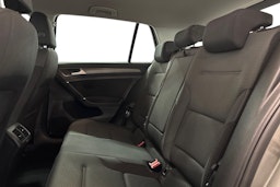 harmaa Volkswagen Golf 2019 kuva 8.