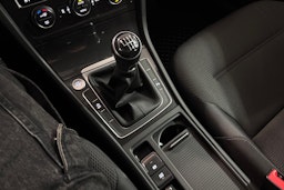 harmaa Volkswagen Golf 2019 kuva 15.