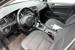 harmaa Volkswagen Golf 2019 kuva 3.
