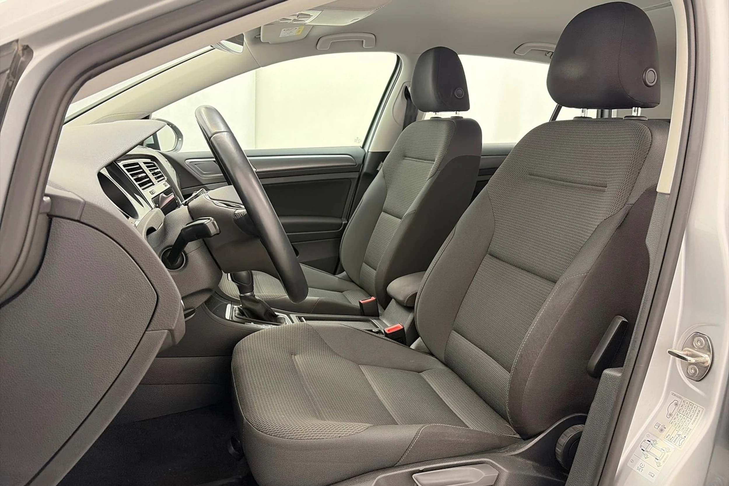hopea Volkswagen Golf 2019 kuva 12.