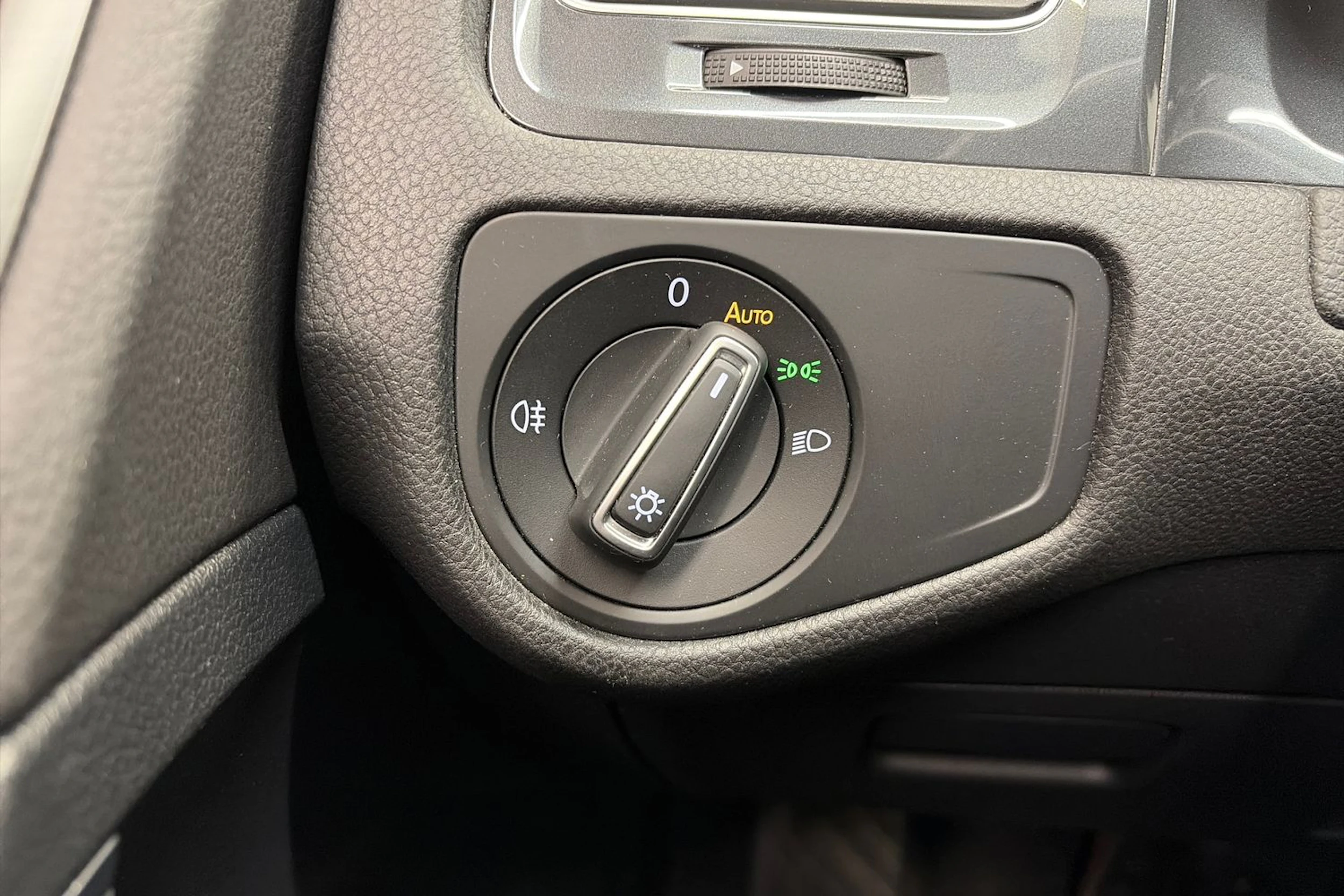 hopea Volkswagen Golf 2019 kuva 23.