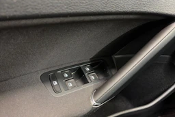 hopea Volkswagen Golf 2019 kuva 24.
