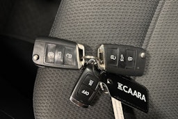 valkoinen Volkswagen Golf 2019 kuva 20.