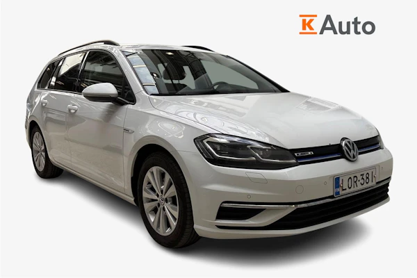 Volkswagen Golf Variant Comfortline 1,5 TSI EVO 96 kW (130 hv) BLUEMOTION DSG-aut. Football Ed.
