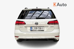valkoinen Volkswagen Golf 2019 kuva 4.