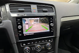 valkoinen Volkswagen Golf 2019 kuva 19.