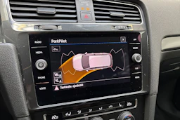 valkoinen Volkswagen Golf 2019 kuva 20.