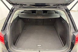 Musta Volkswagen GOLF 2019 kuva 15.
