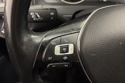 Musta Volkswagen GOLF 2019 kuva 19.