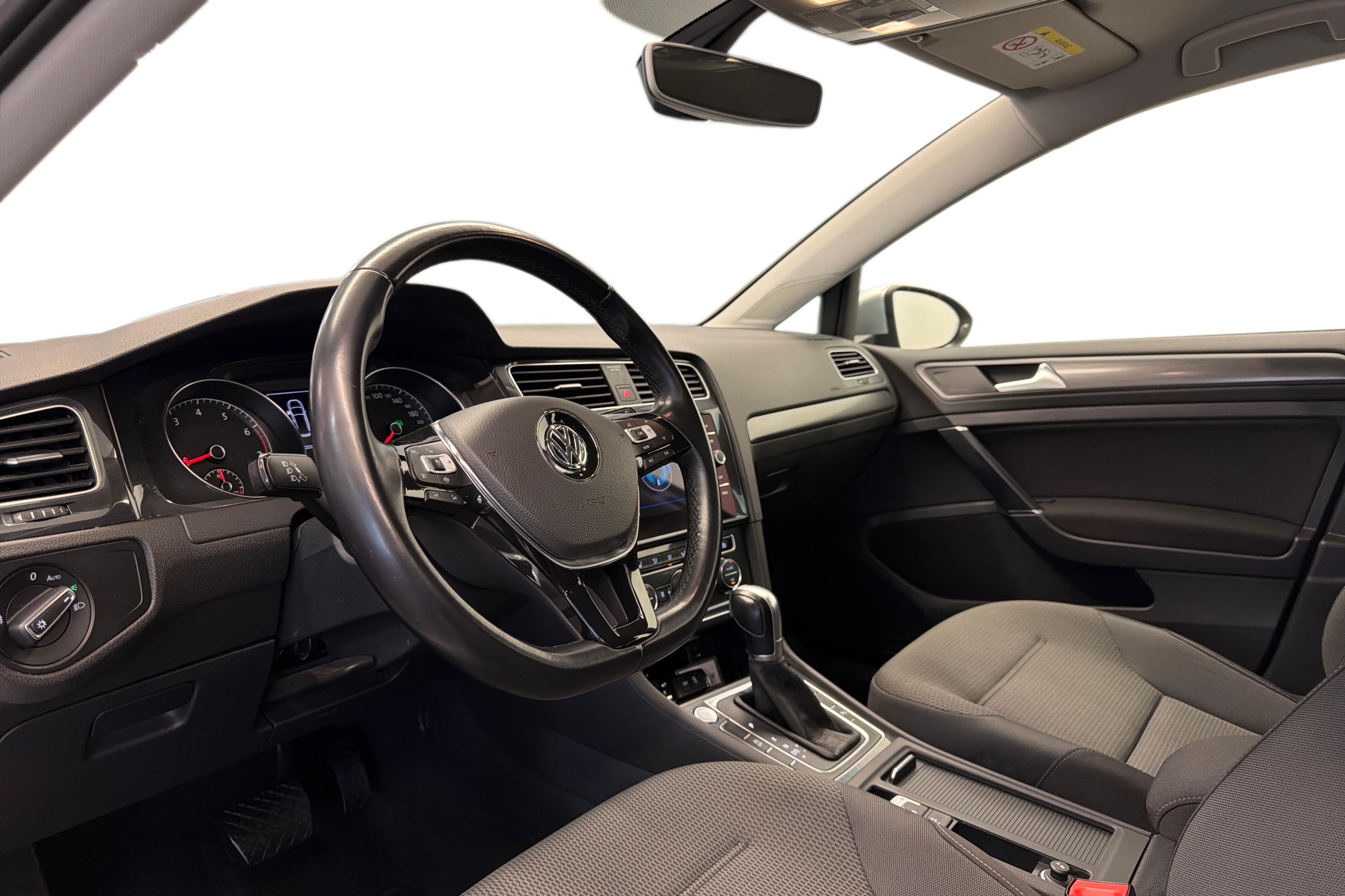 Volkswagen Golf 2019, kuva 6/26