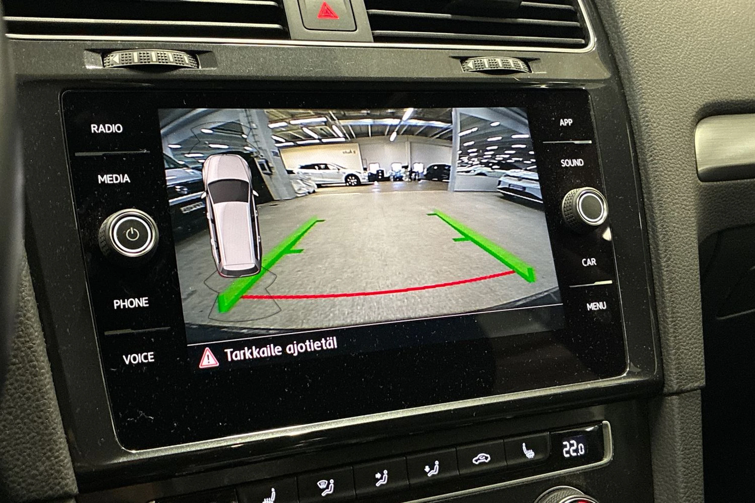 harmaa Volkswagen Golf 2019 kuva 6.