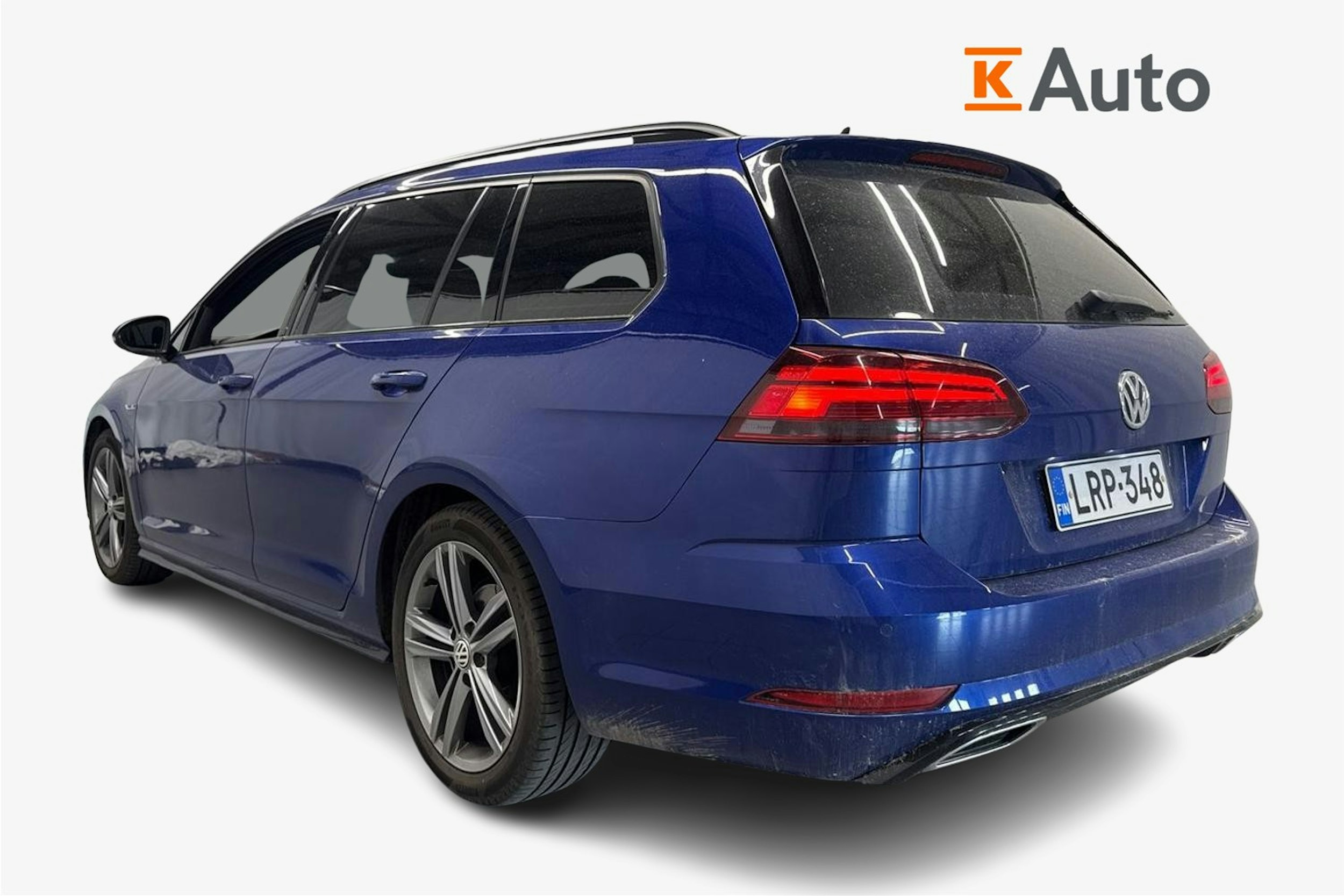 sininen Volkswagen Golf 2019 kuva 2.