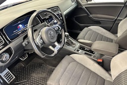 sininen Volkswagen Golf 2019 kuva 7.