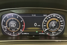sininen Volkswagen Golf 2019 kuva 18.