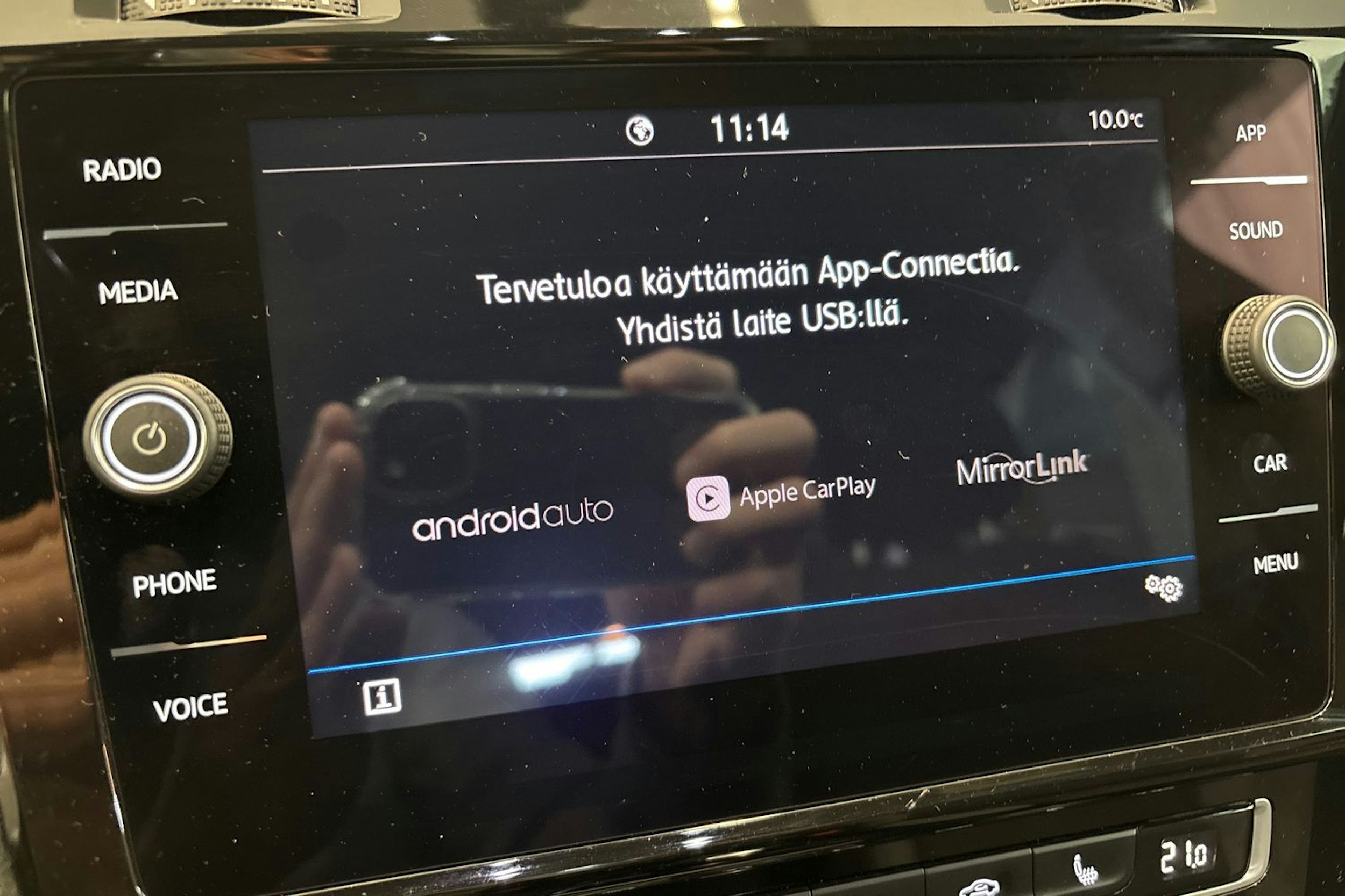 sininen Volkswagen Golf 2019 kuva 20.