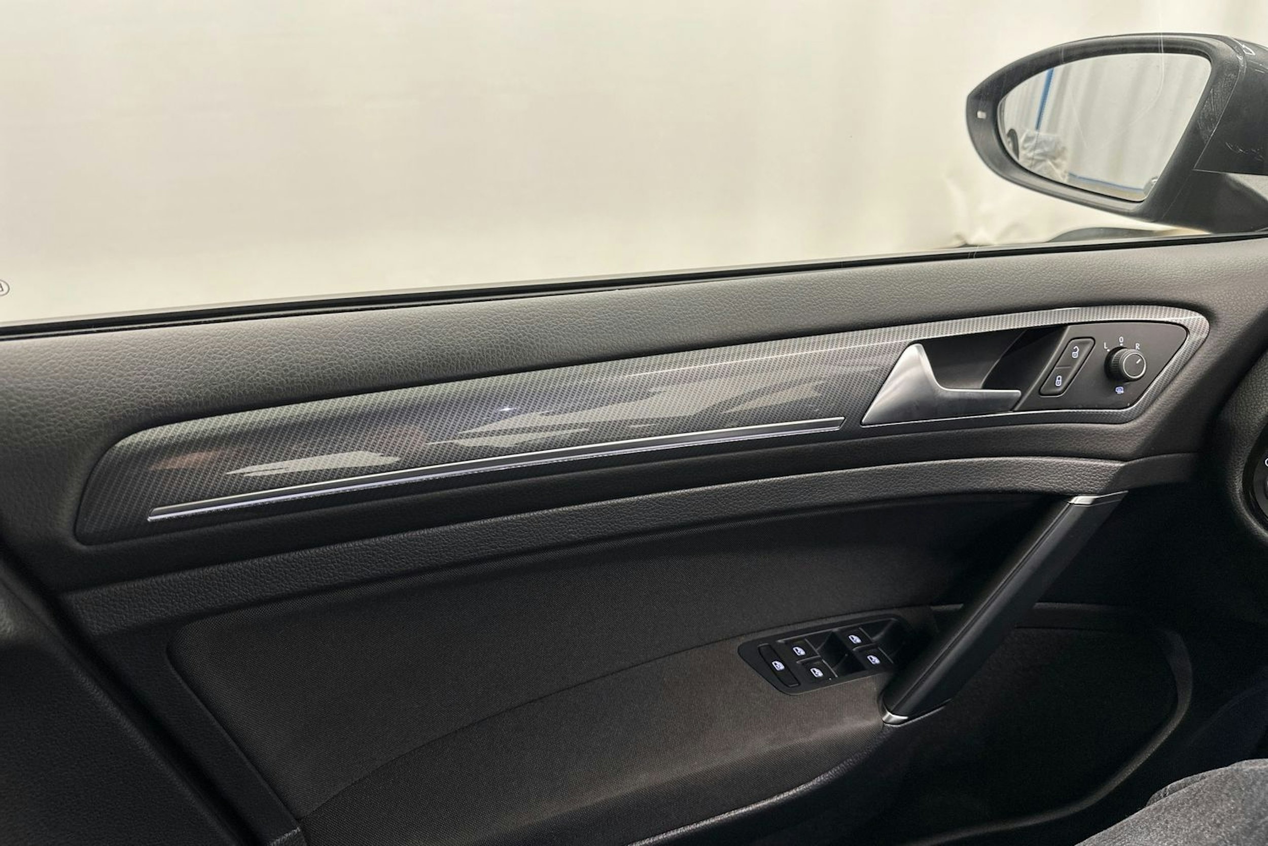 harmaa Volkswagen Golf 2019 kuva 14.