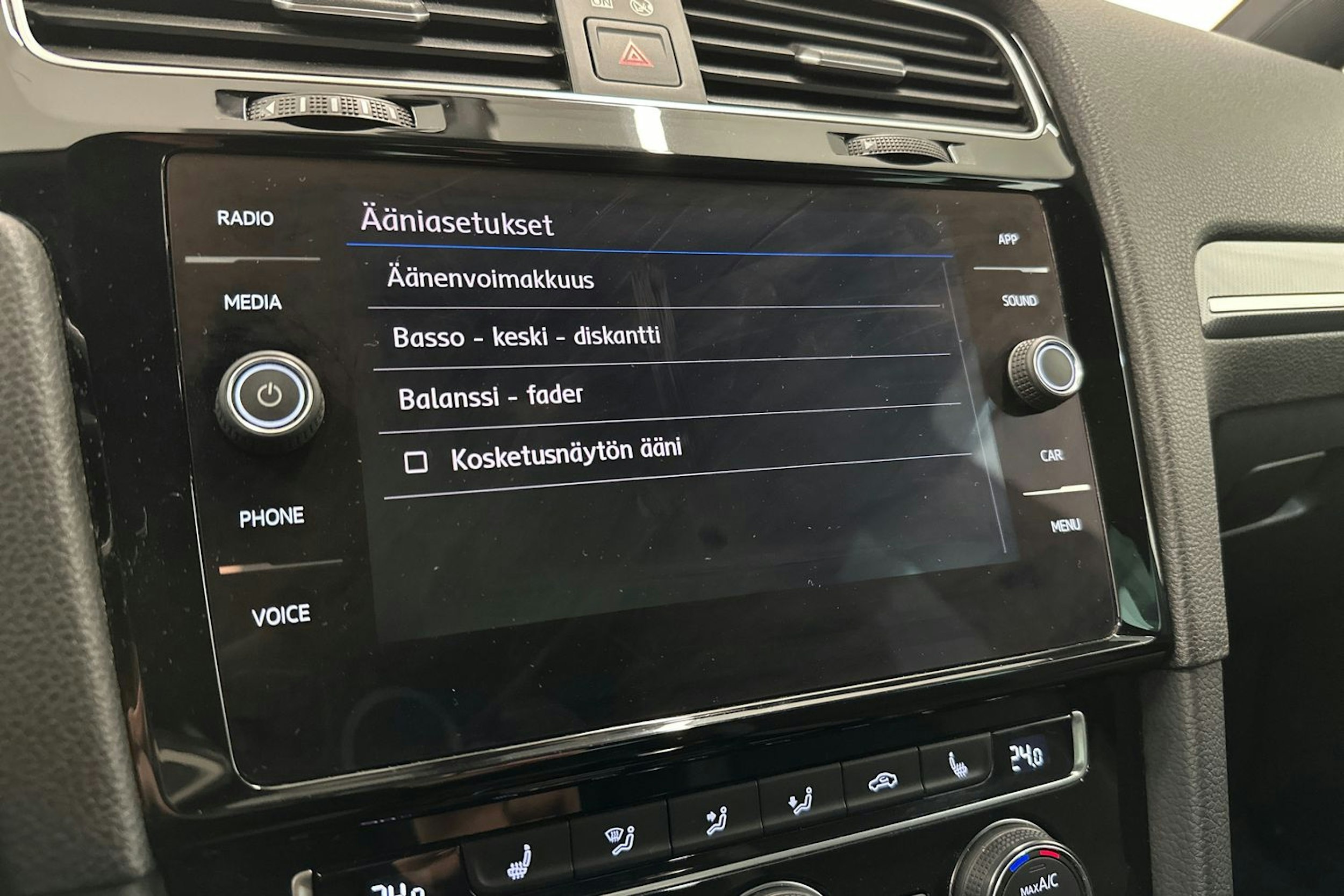 harmaa Volkswagen Golf 2019 kuva 20.