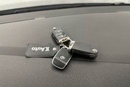 harmaa Volkswagen Golf 2019 kuva 29.