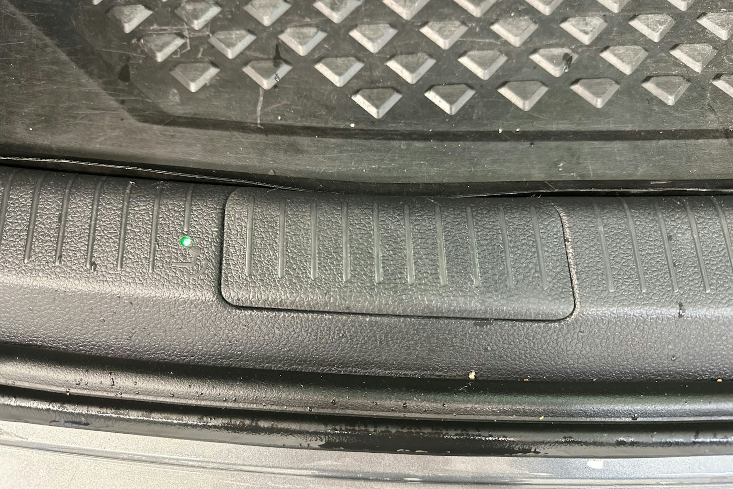 harmaa Volkswagen Golf 2019 kuva 31.