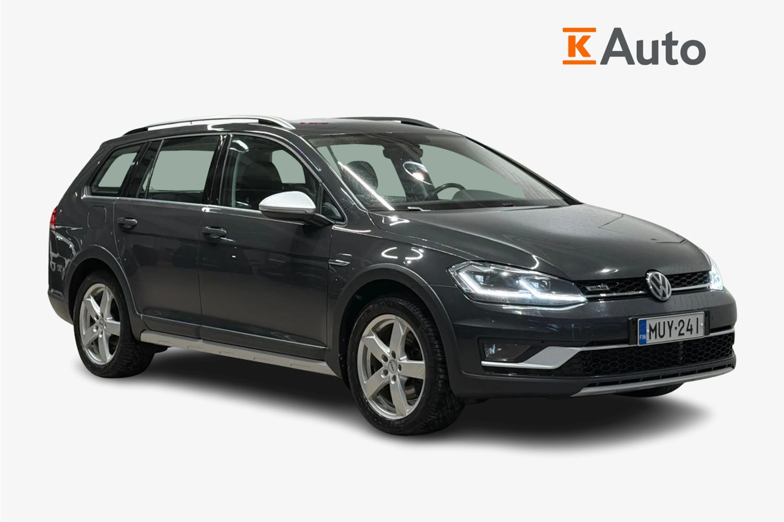 harmaa Volkswagen Golf 2020 kuva 1.