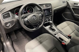 harmaa Volkswagen Golf 2019 kuva 7.