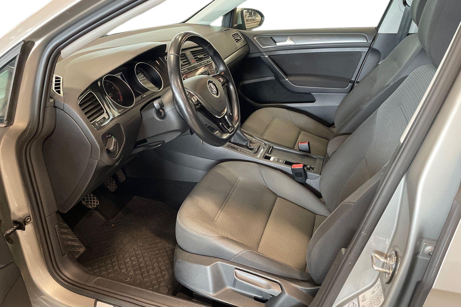 Volkswagen Golf 2019, kuva 6/31
