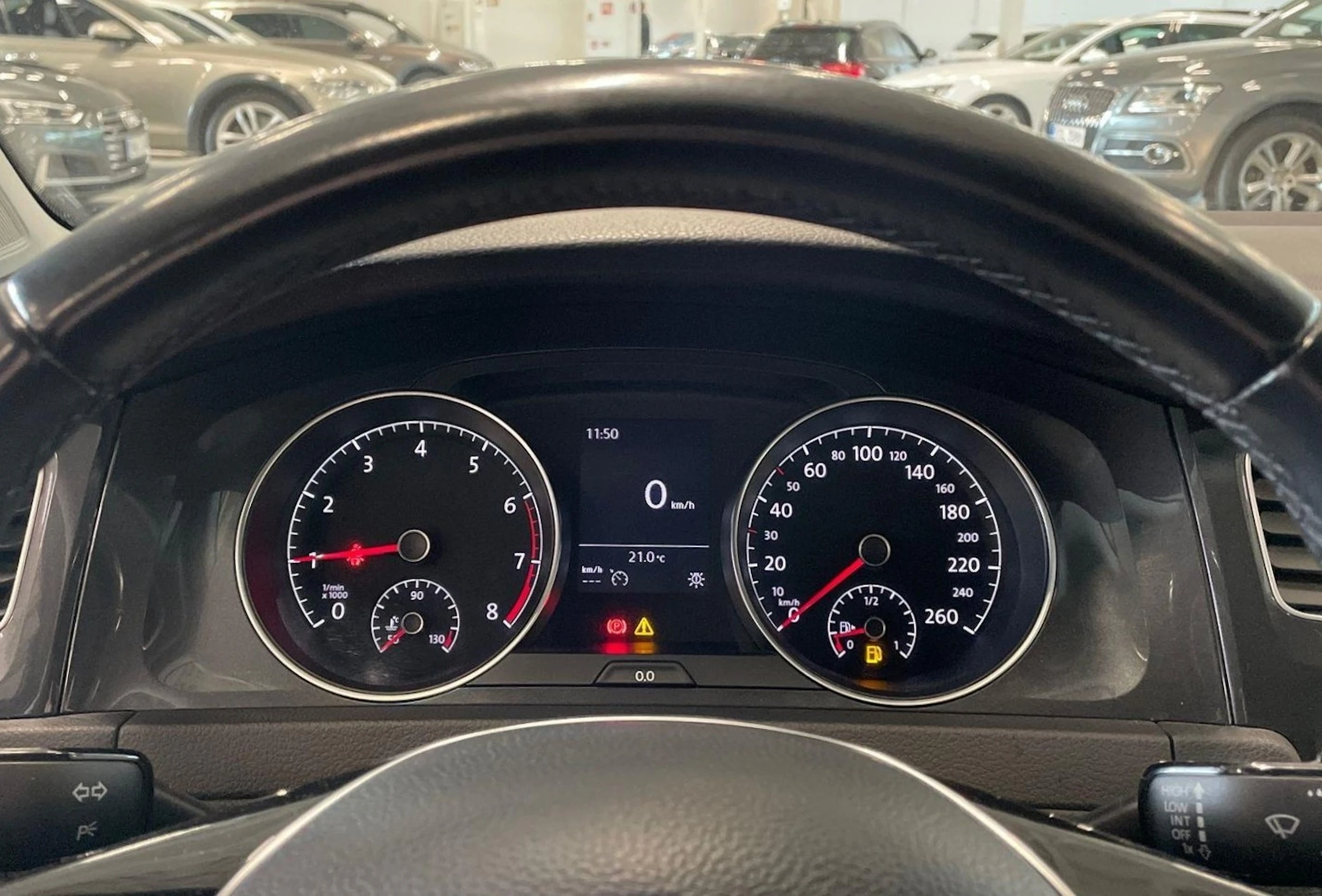 harmaa Volkswagen Golf 2019 kuva 13.