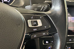 harmaa Volkswagen Golf 2019 kuva 14.