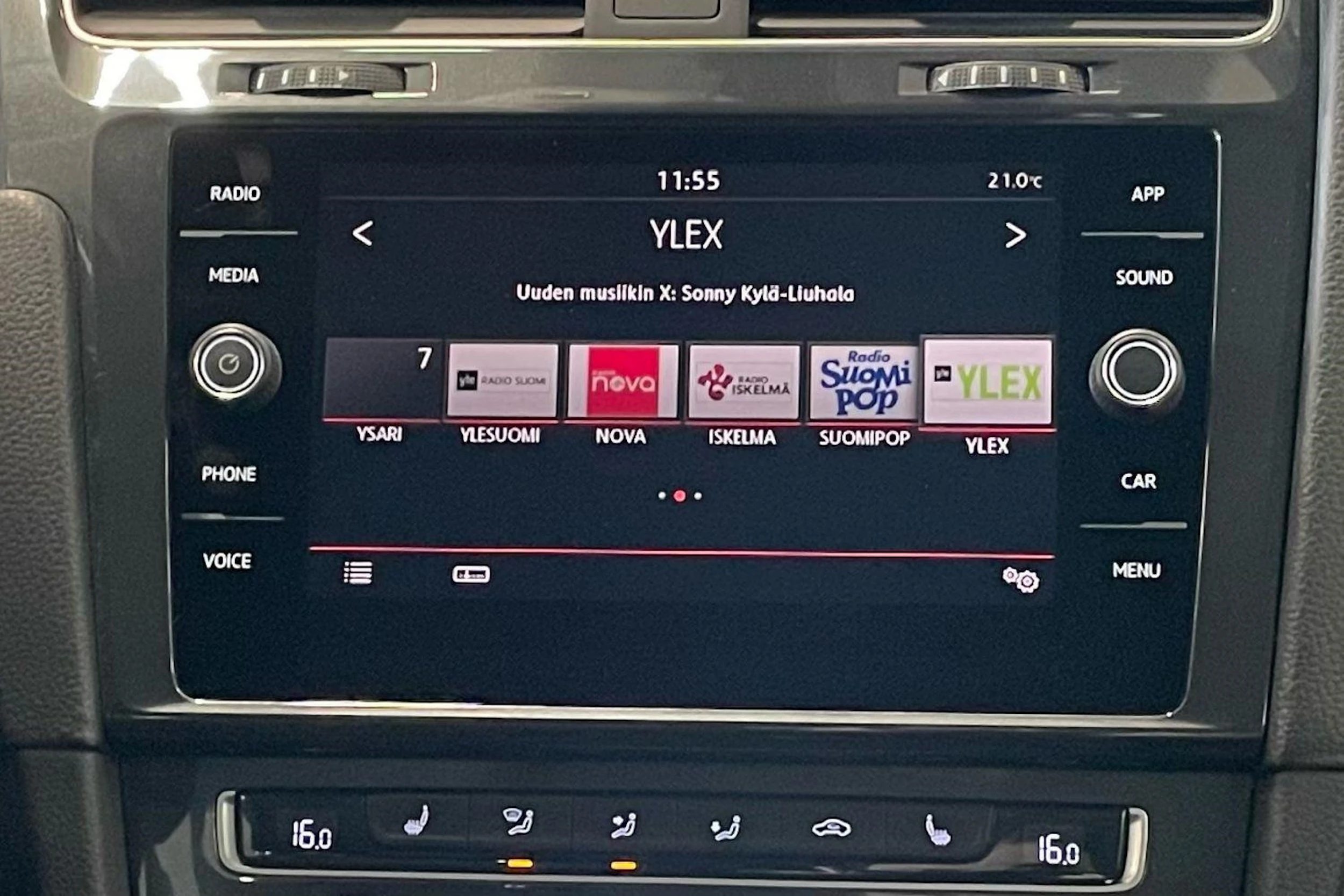 harmaa Volkswagen Golf 2019 kuva 17.