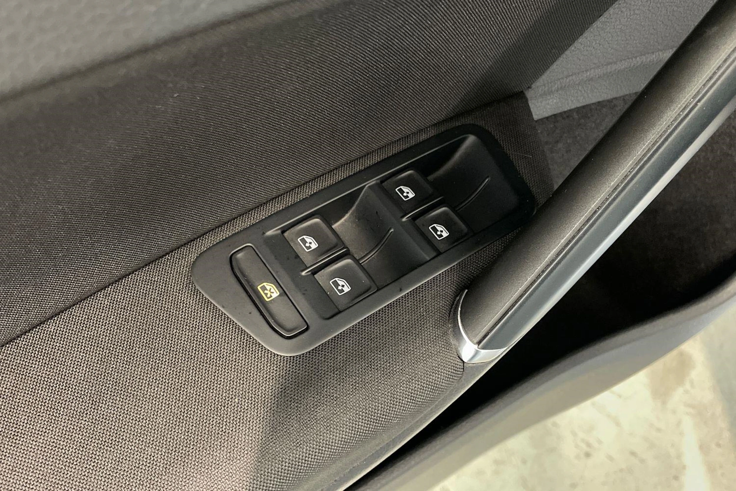 harmaa Volkswagen Golf 2019 kuva 26.