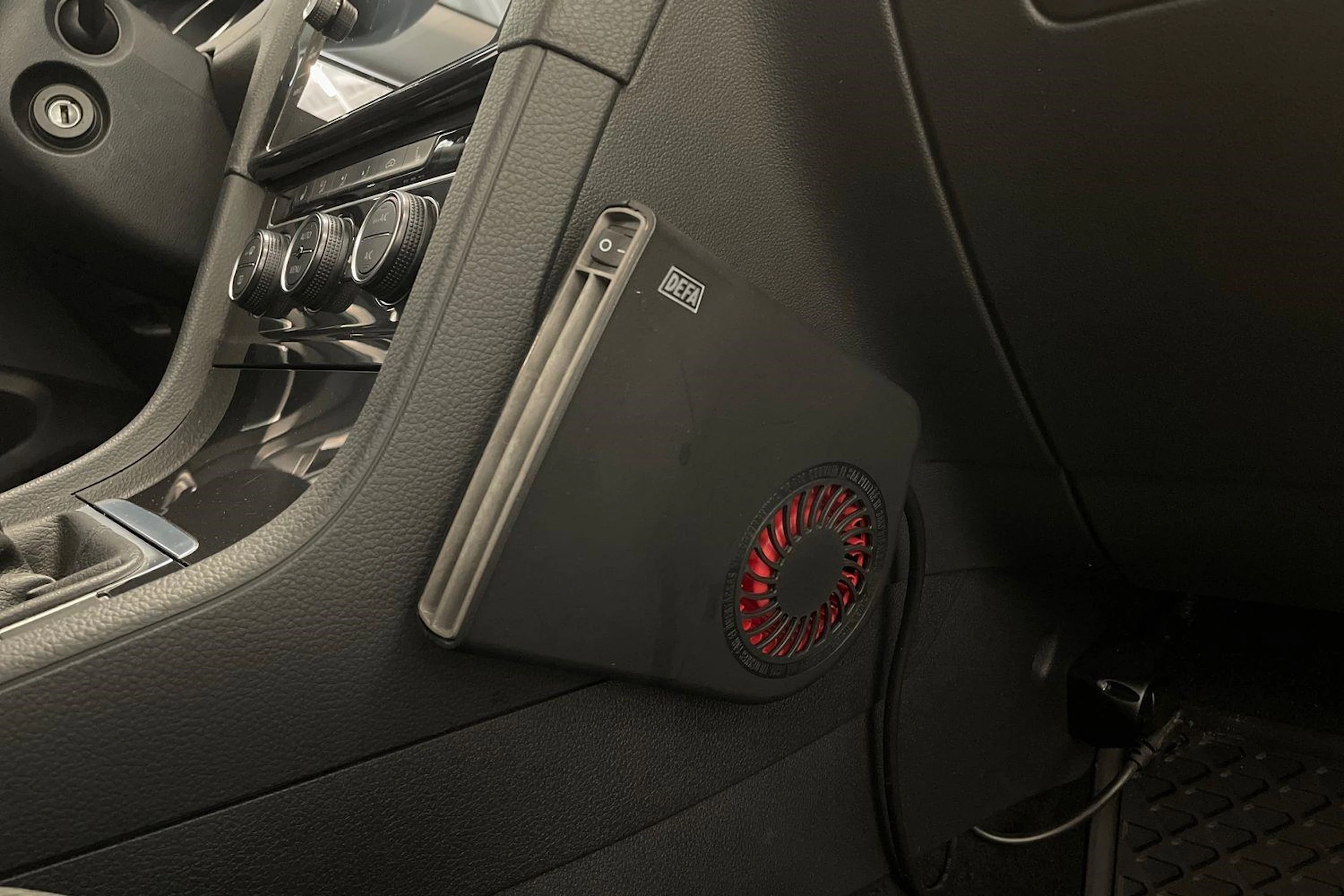 harmaa Volkswagen Golf 2019 kuva 30.