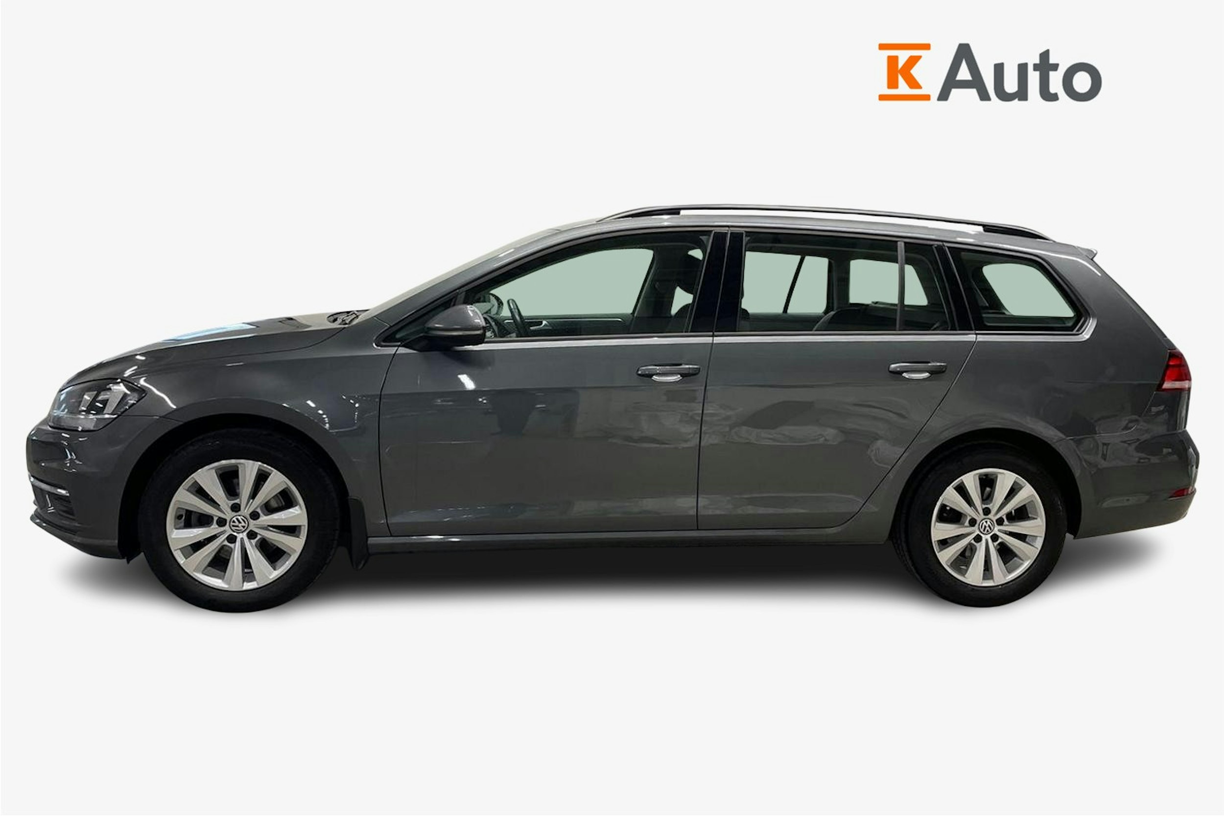 harmaa Volkswagen Golf 2019 kuva 6.