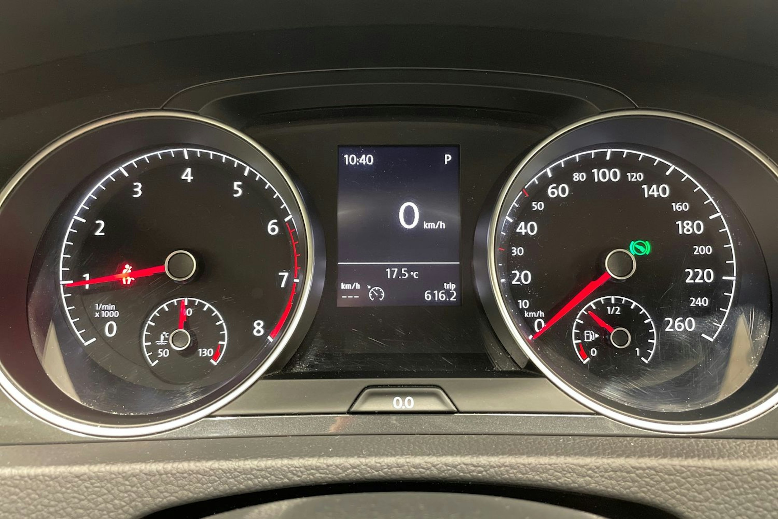 harmaa Volkswagen Golf 2019 kuva 15.