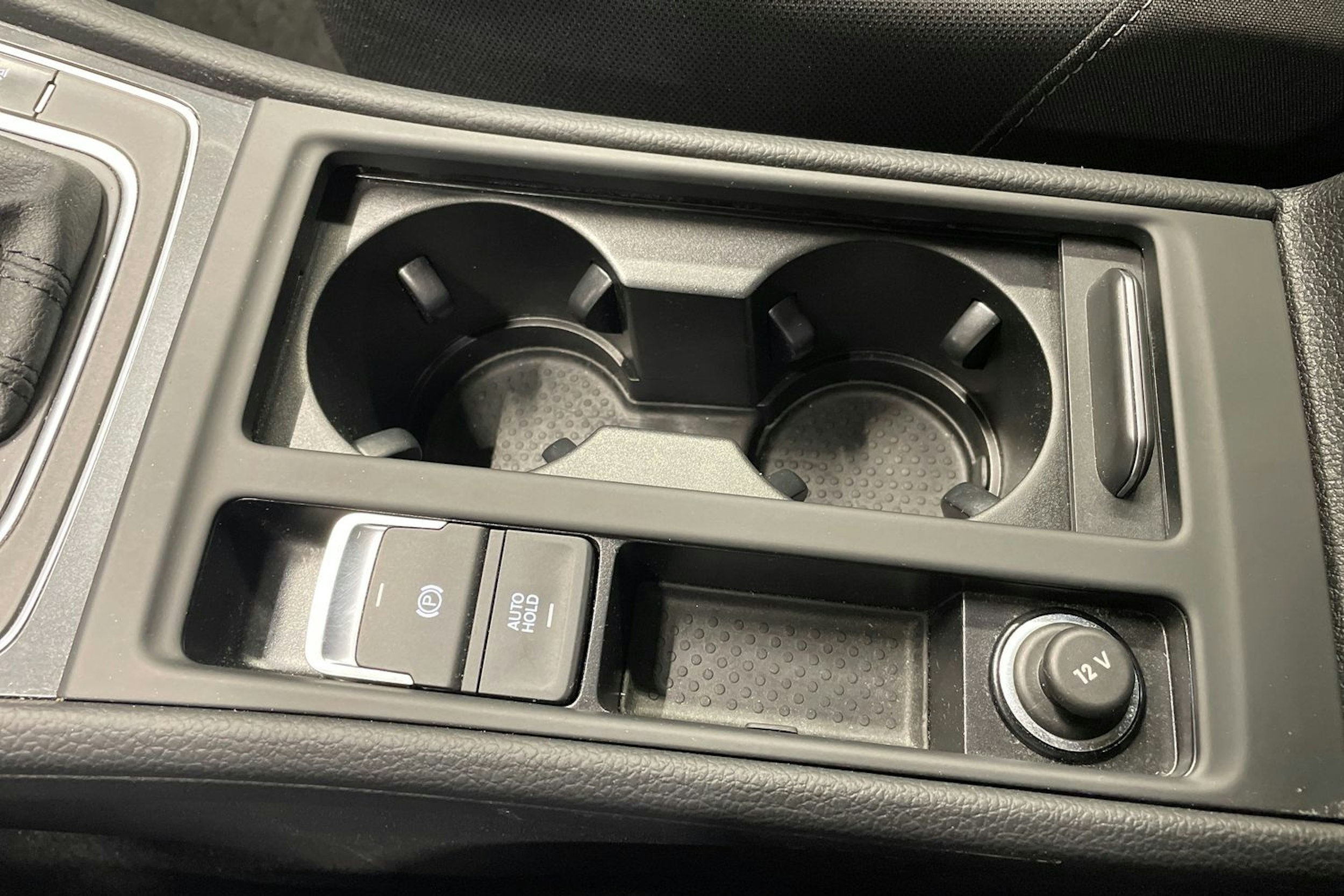harmaa Volkswagen Golf 2019 kuva 21.
