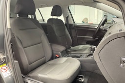 harmaa Volkswagen Golf 2019 kuva 26.