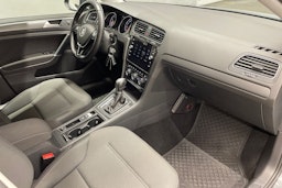 harmaa Volkswagen Golf 2019 kuva 27.