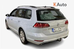 valkoinen Volkswagen Golf 2019 kuva 2.