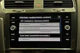 valkoinen Volkswagen Golf 2020 kuva 23.