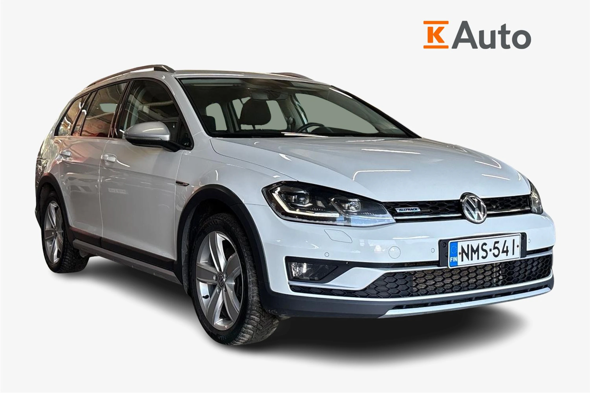 valkoinen Volkswagen Golf 2019 kuva 1.