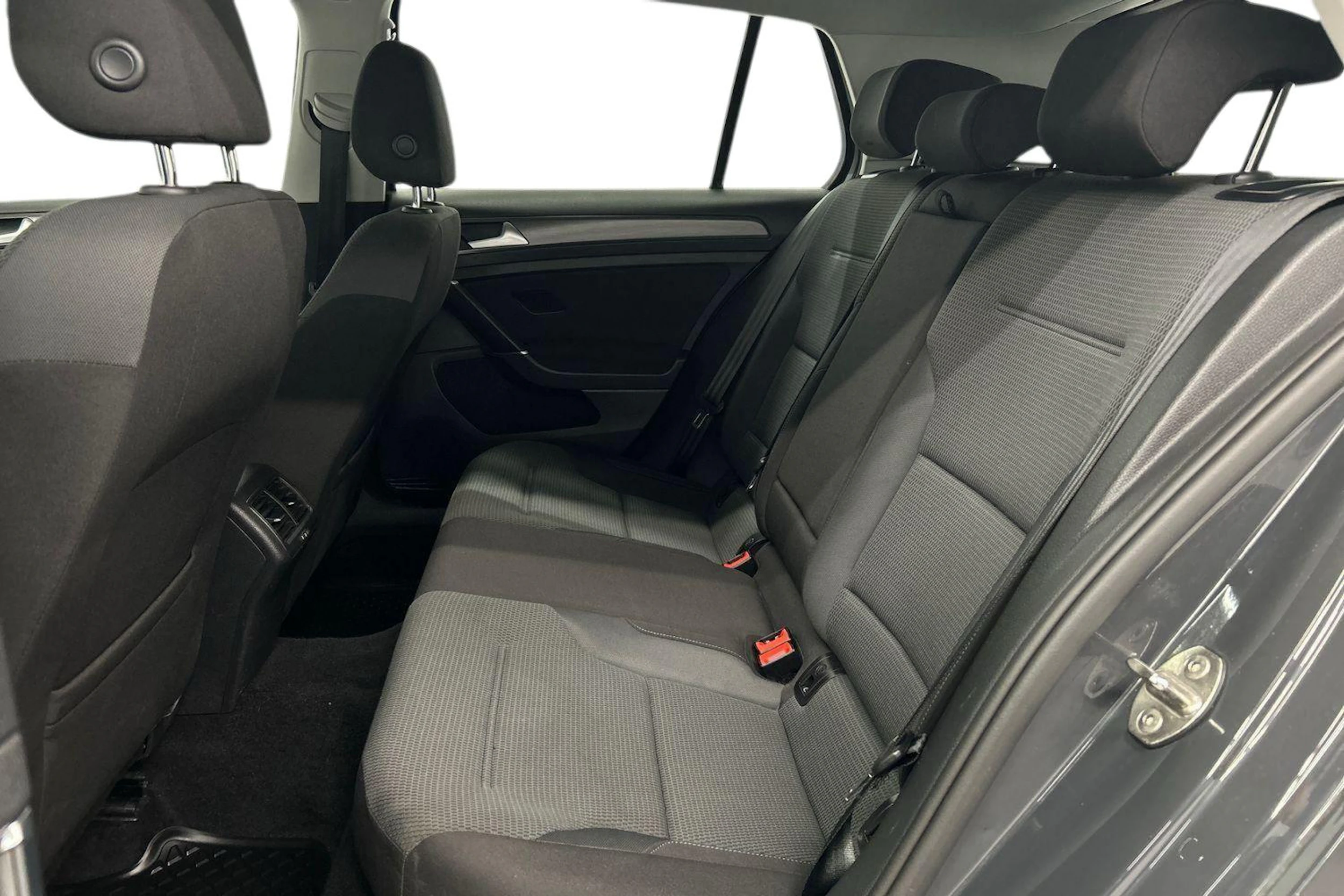 harmaa Volkswagen Golf 2019 kuva 8.