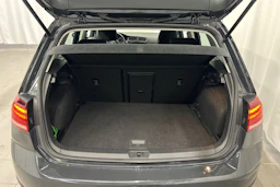 harmaa Volkswagen Golf 2019 kuva 12.
