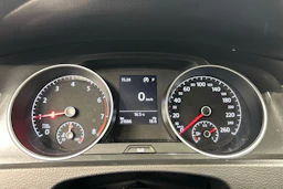 harmaa Volkswagen Golf 2019 kuva 13.