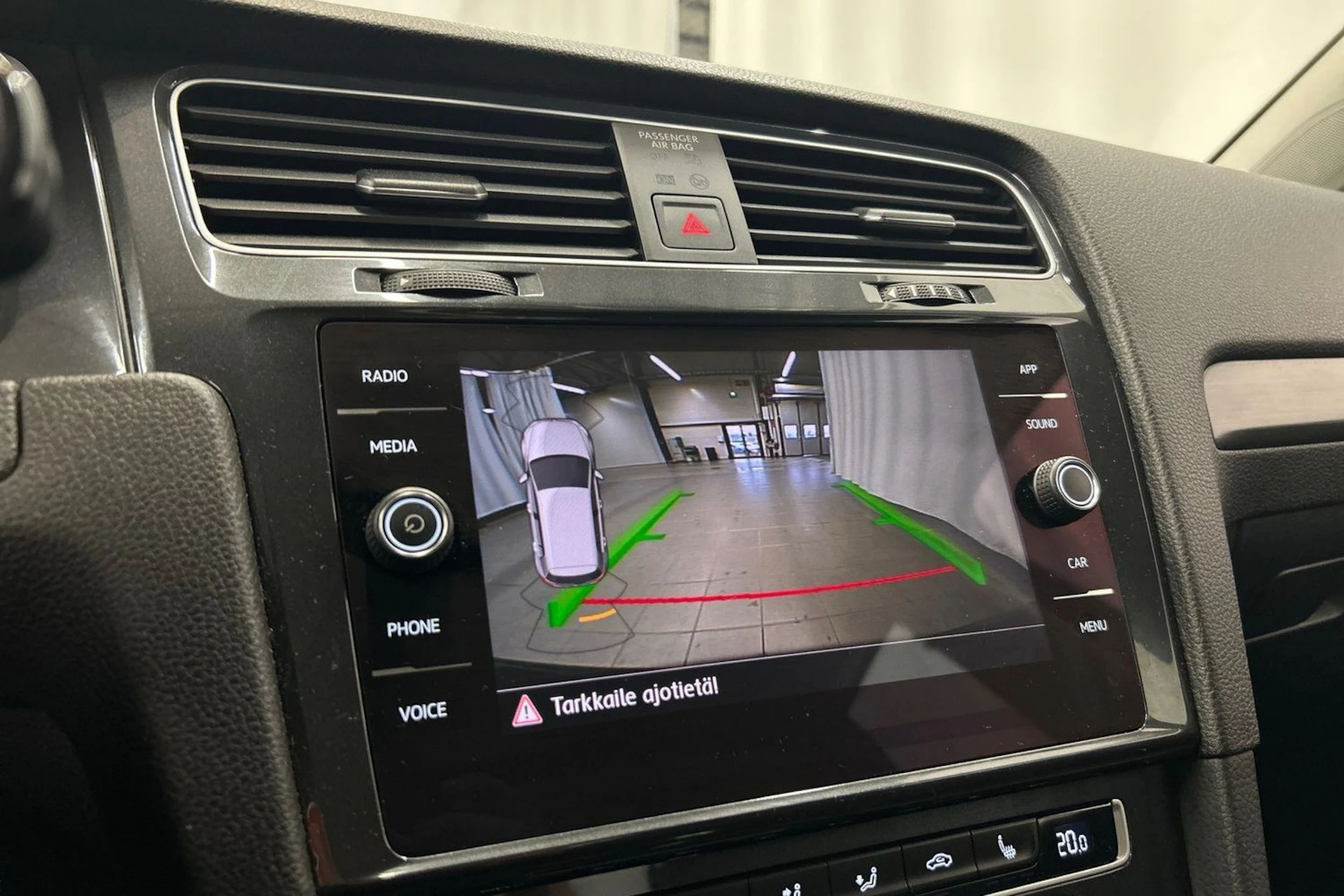 harmaa Volkswagen Golf 2019 kuva 20.