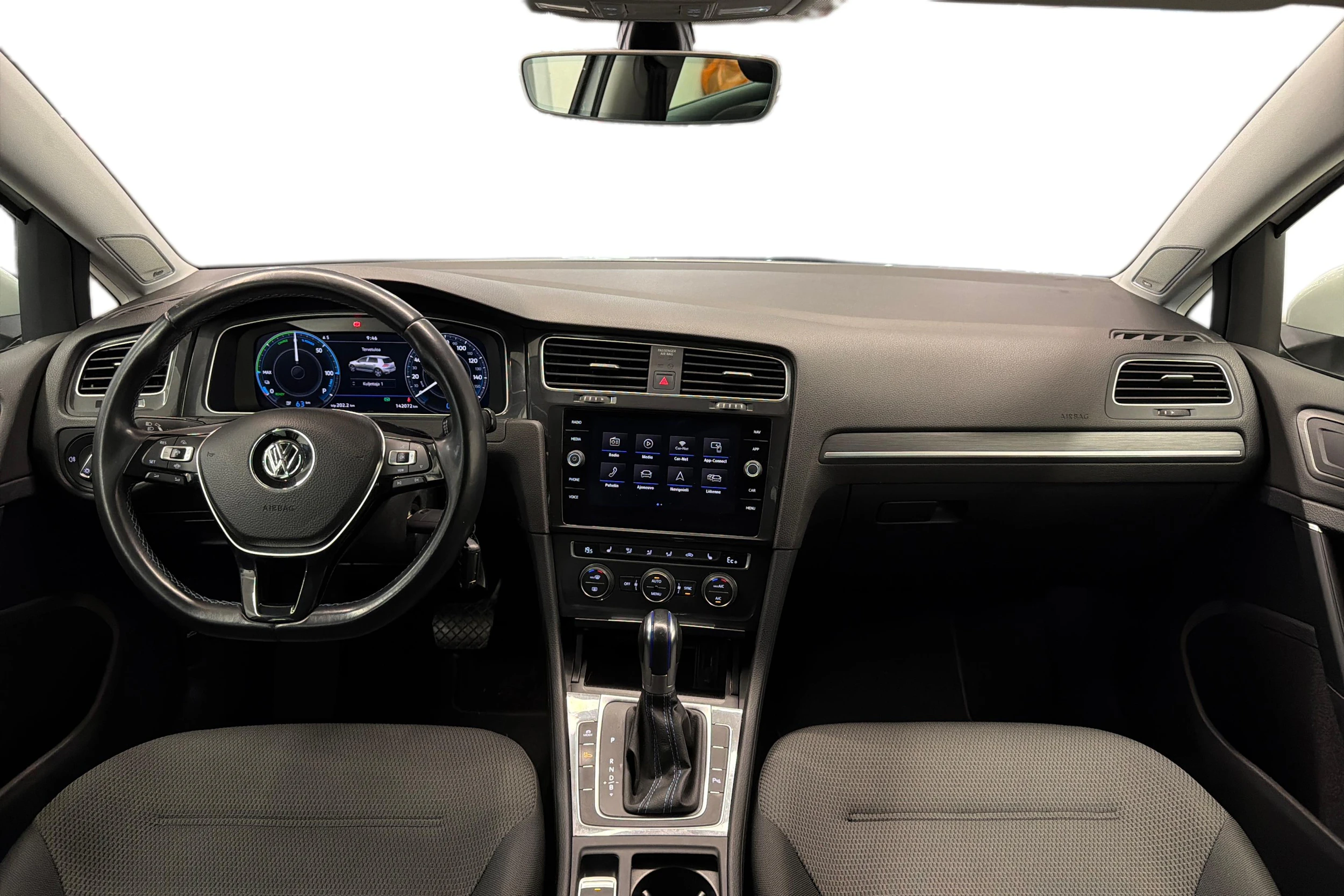 valkoinen Volkswagen Golf 2020 kuva 7.